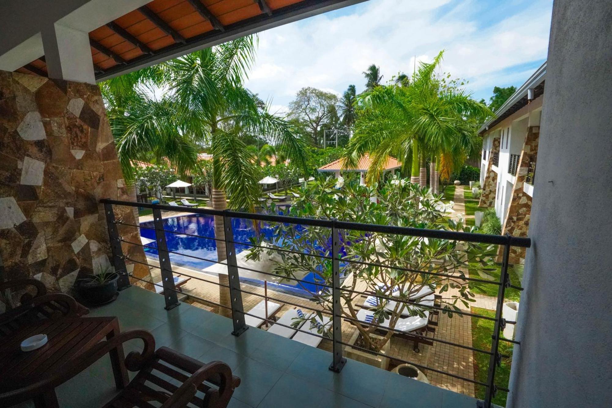 Hotel Tamarind Tree Tissamaharama Exterior photo